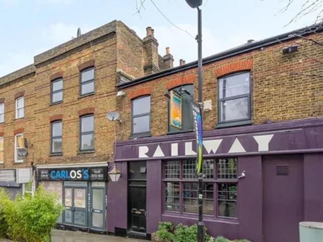 Apartment for rent in Tulse Hill, Greater London