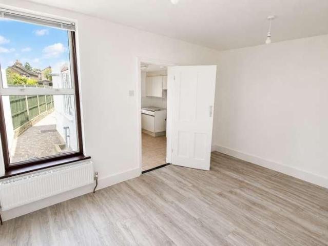 House for rent in Egham Hythe, Runnymede