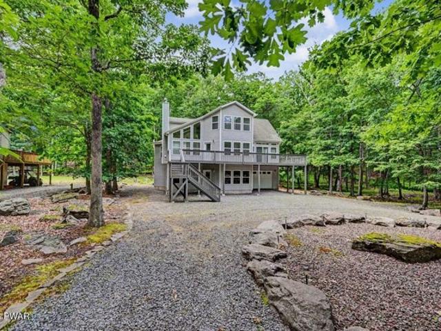 House for sale in Beach Lake, Pennsylvania