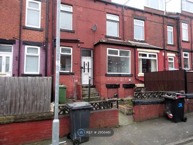 House for rent in East End Park, West Yorkshire