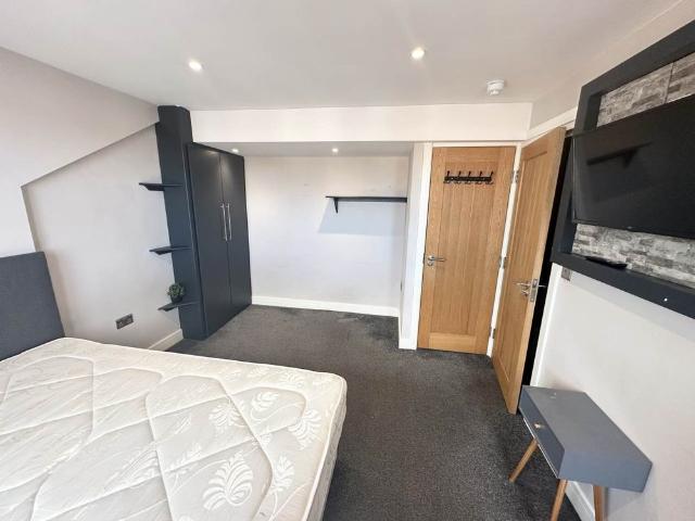 House for rent in East End Park, Leeds