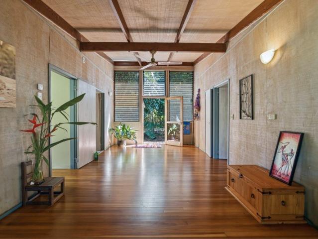 House for sale in Mission Beach, Queensland