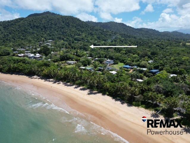 Land for sale in Bingil Bay