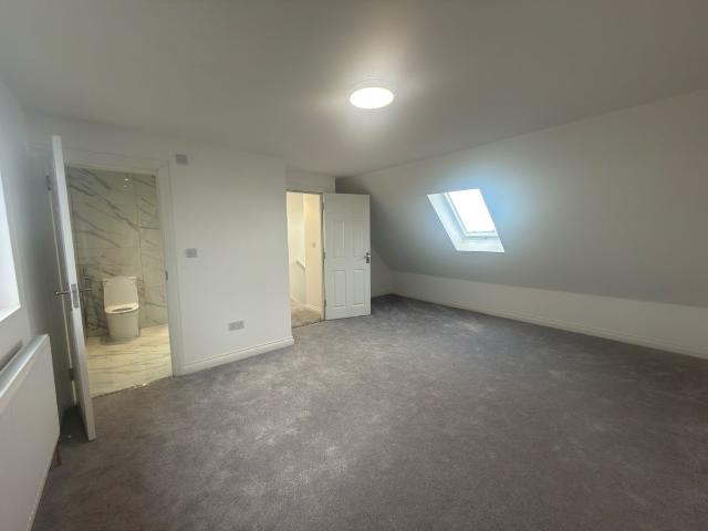 House for rent in South Hornchurch, Greater London