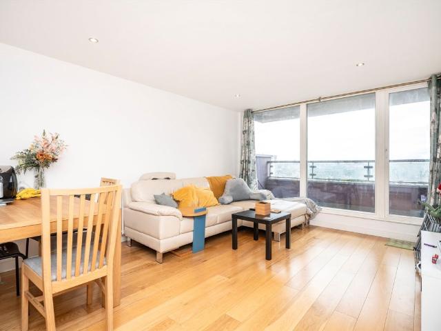 Apartment for rent in Bromley-by-Bow, Bow