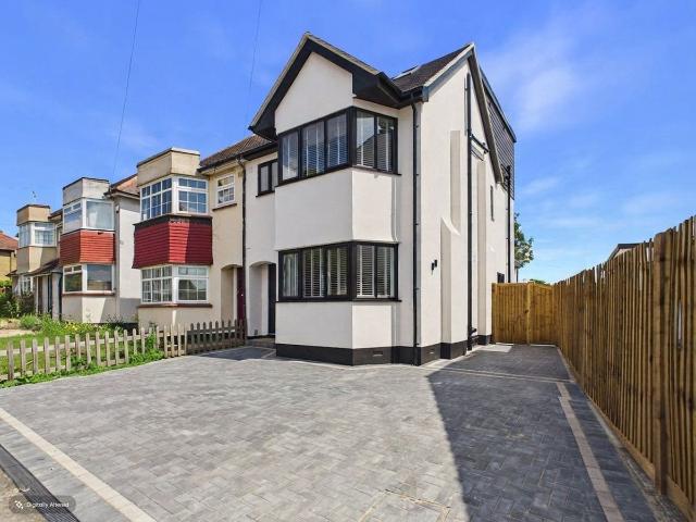 Room for rent in Moulsham, Chelmsford