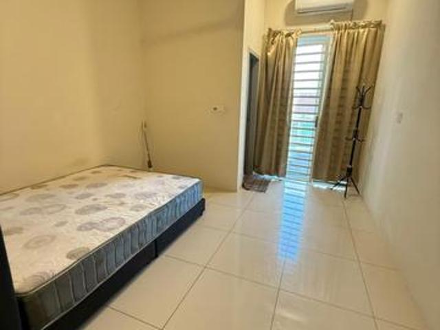 Townhouse for sale in Wellesley, Penang