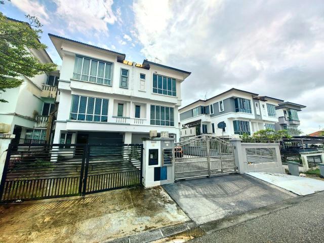House for sale in Bukit Ledang, Johor