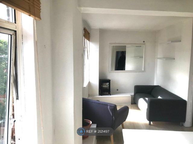 Apartment for rent in Hammersmith, Greater London