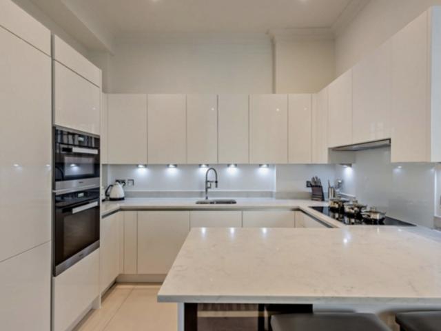 Apartment for rent in Hammersmith, Greater London