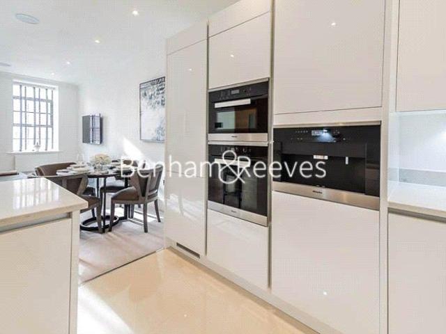 Apartment for rent in London Borough of Hammersmith and Fulham, Greater London