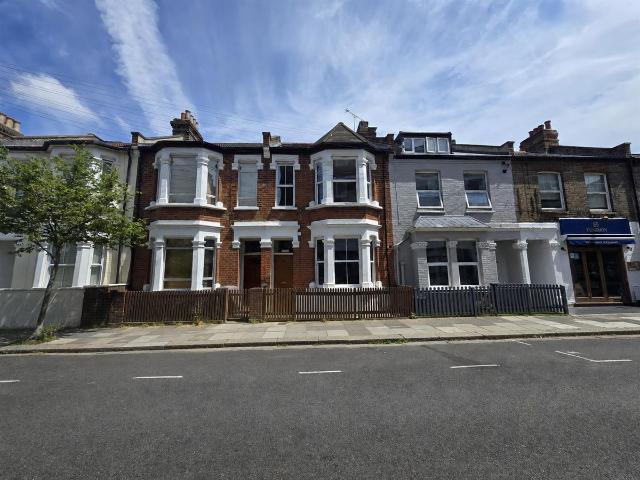 Apartment for rent in Hammersmith, Greater London