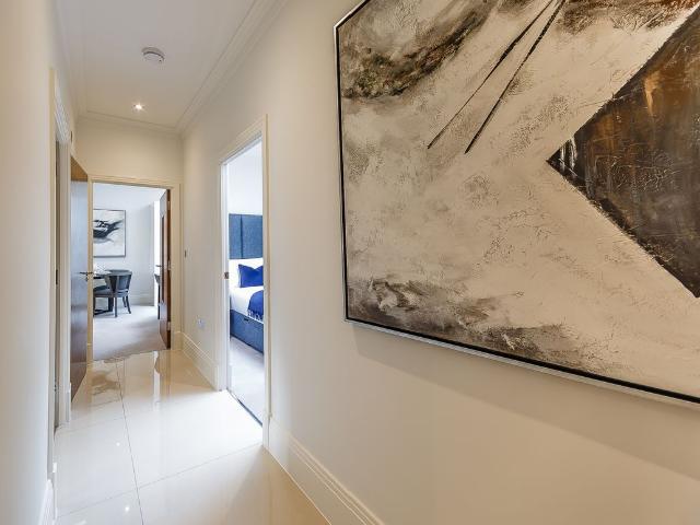 Apartment for rent in London Borough of Hammersmith and Fulham, Greater London