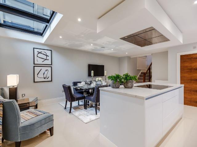 House for rent in London Borough of Hammersmith and Fulham, Greater London