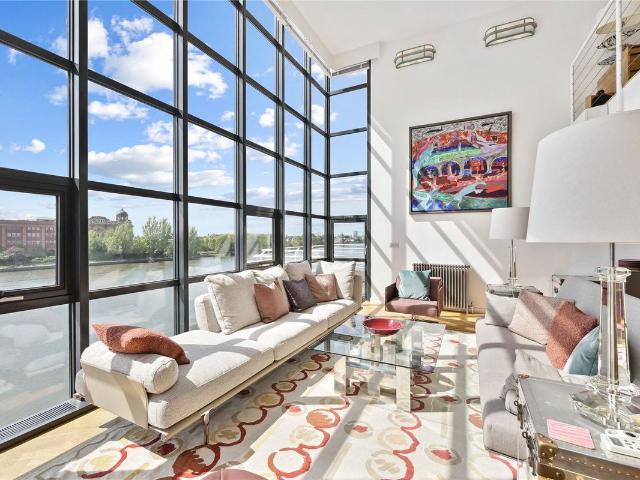 Apartment for rent in London Borough of Hammersmith and Fulham, Greater London