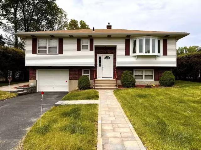 House for rent in Waterbury