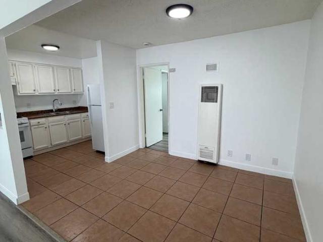 Apartment for rent in Santa Ana, California