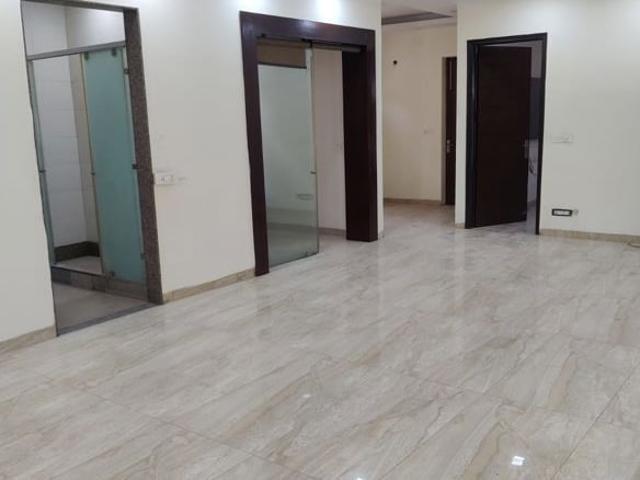 Property for rent in Deri