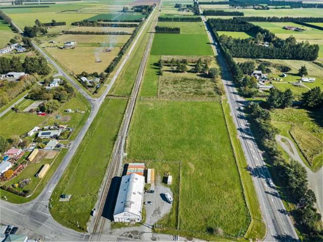 Property for sale in Chertsey, Canterbury