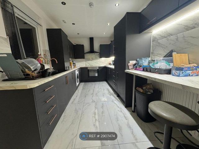 Room for rent in Copsewood, West Midlands