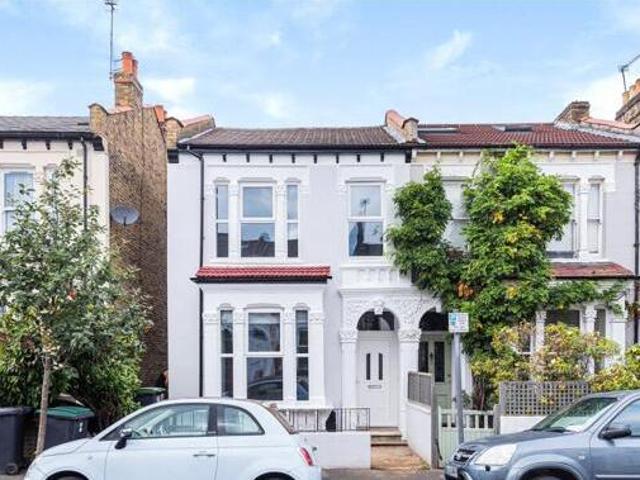 House for rent in Lyons, Greater London