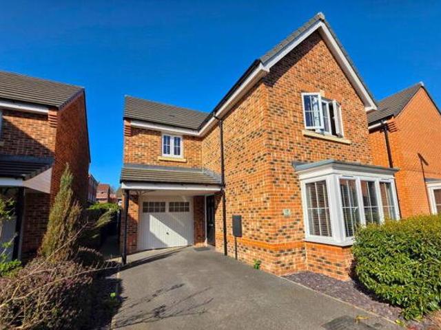House for sale in Honeywell, South Yorkshire