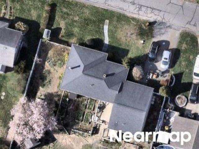 House for sale in Swansea