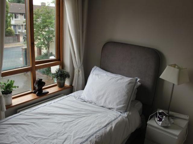 Room to rent in Blackrock