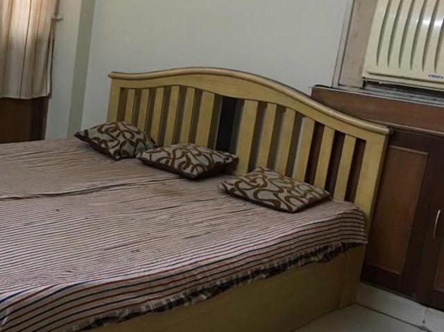 Flat for rent in Deri
