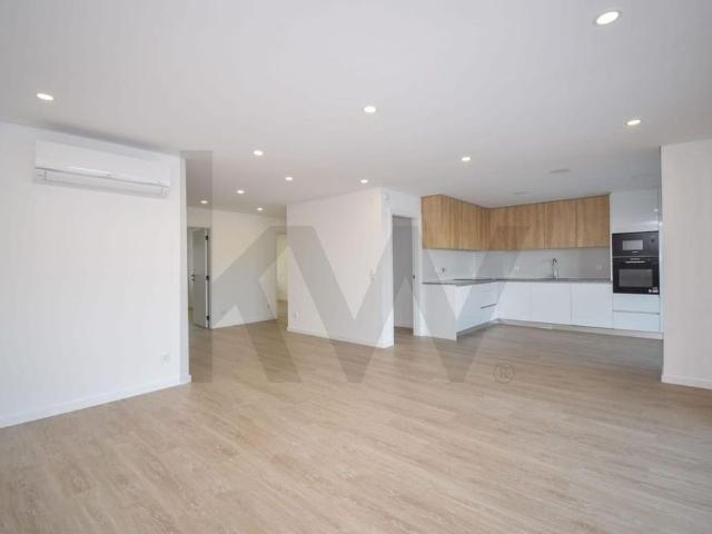 Apartamento alugar em Avenidas Novas, Lisboa