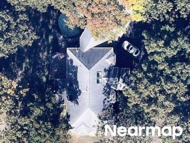 House for sale in Colts Neck