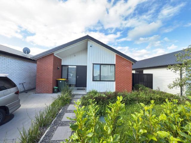 House for rent in Awhitu, Oroua County