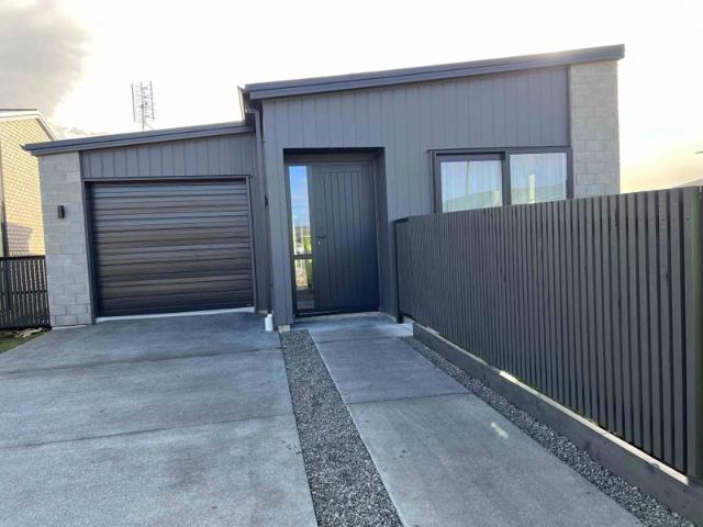 House for rent in Awhitu, Oroua County