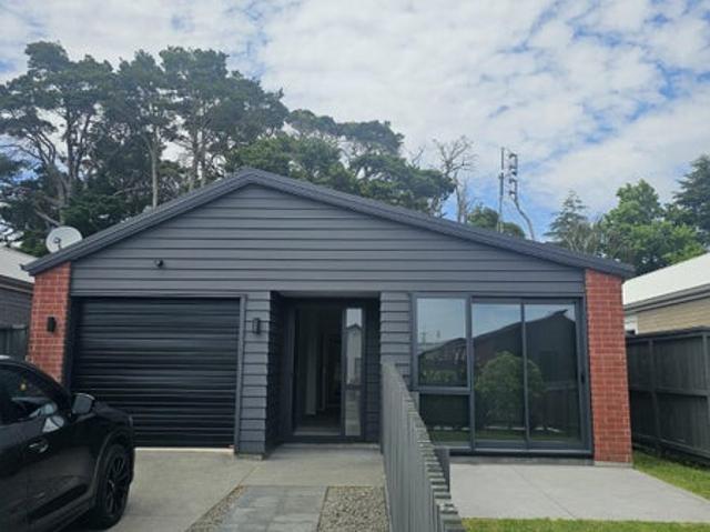 House for rent in Awhitu, Oroua County