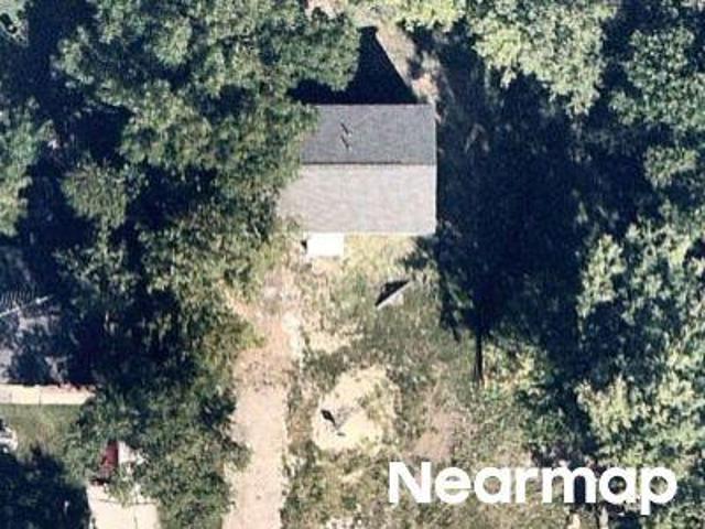 House for sale in Mchenry, Illinois