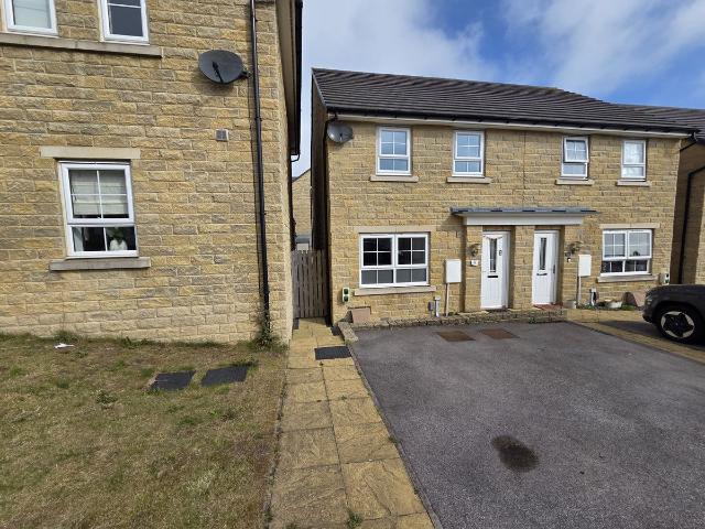 House for rent in Broad Folds, Clayton