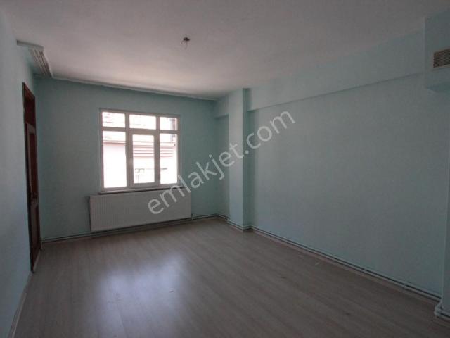 Rami, Eyüpsultan içerisinde kiralık mülk