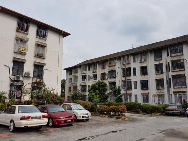 Apartment for sale in Country Heights Damansara, Kuala Lumpur