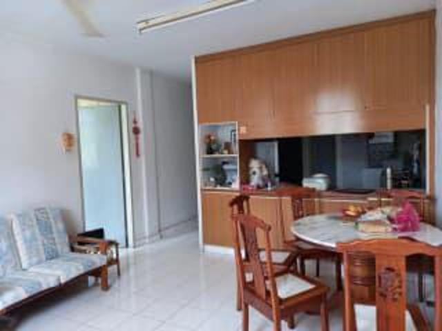 Apartment for sale in Country Heights Damansara, Kuala Lumpur
