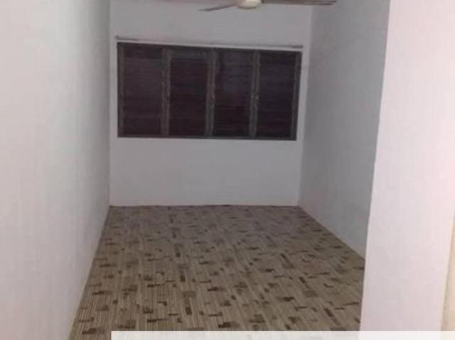 Flat for sale in Petaling, Damansara Damai