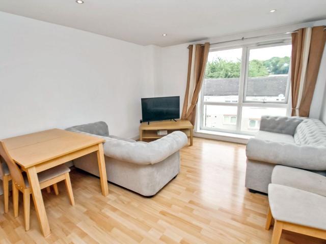 House for rent in Hyde Park, West Yorkshire