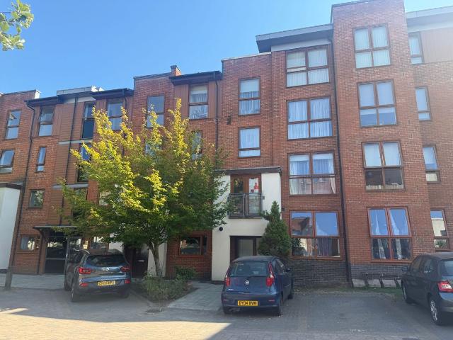 Apartment for rent in Three Bridges, Glynde