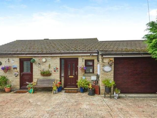 House for sale in Halifax, Calderdale