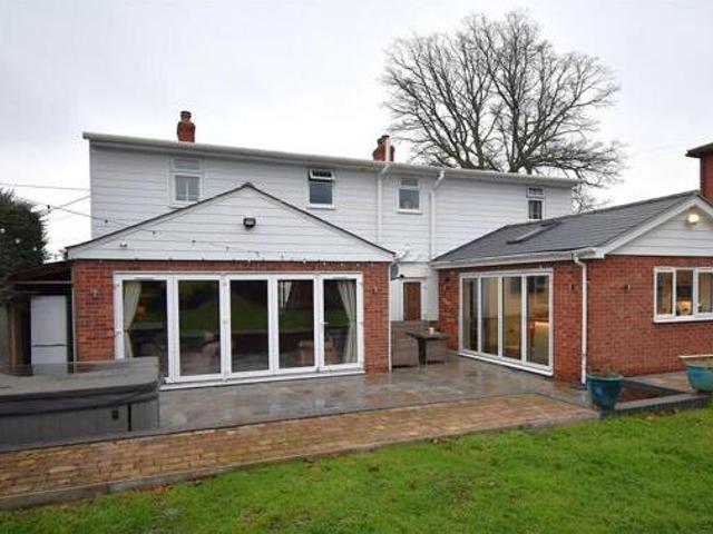 House for sale in Dale Hill