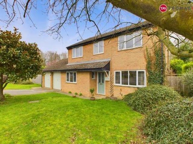 House for sale in Huntingdon