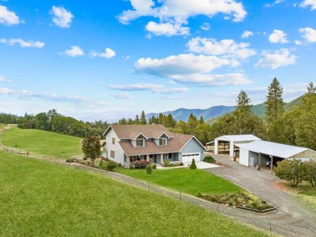 House for sale in Gold Hill
