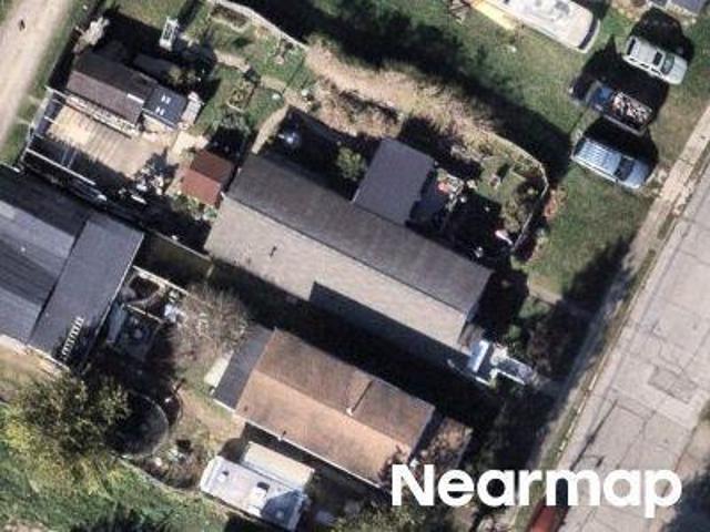 House for sale in Parkersburg, West Virginia