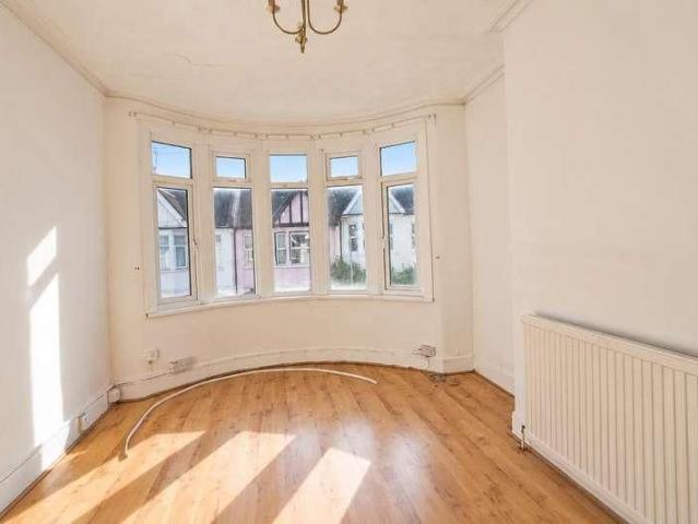 Apartment for rent in Alton Barnes, Essex