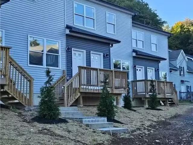 Condo for rent in Newburgh
