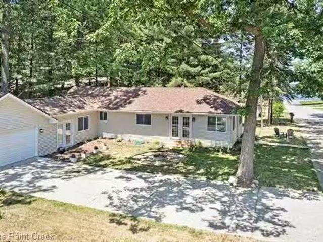 House for rent in Mount Pleasant